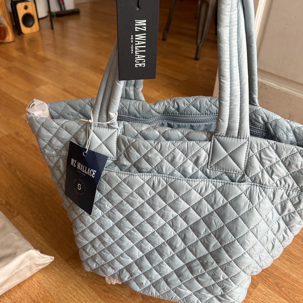 NWT 😍🩵 MZ Wallace Quilted Ice Blue Tote Bag - Medium - Picture 8 of 10